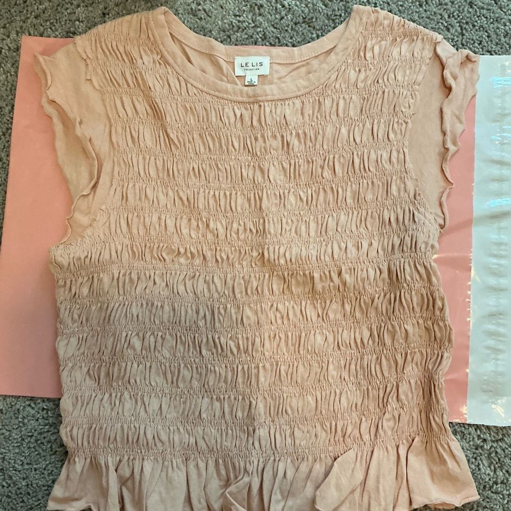 Le Lis Blush Ruched Blouse